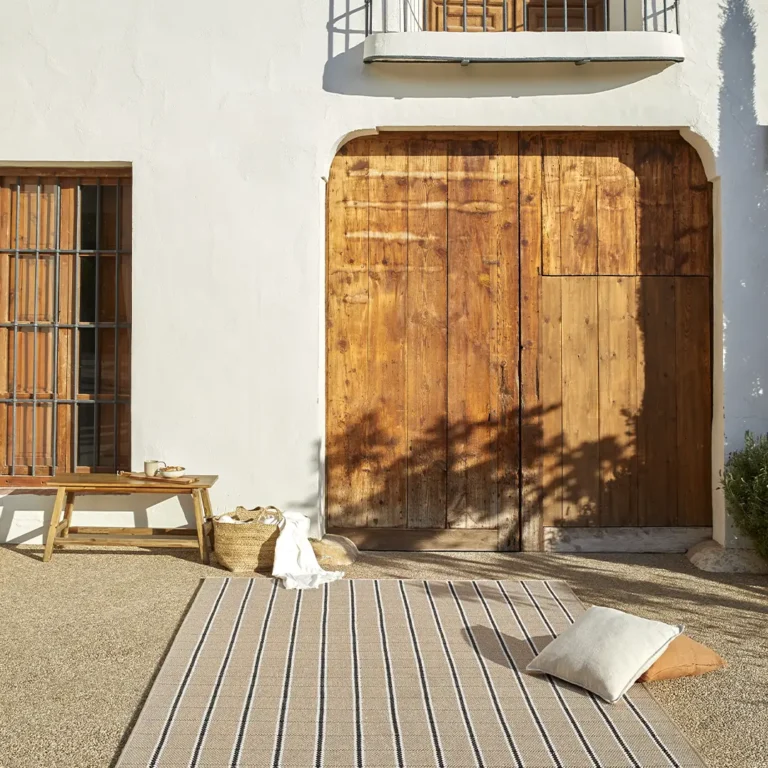 Terra Gobi Coconut White rug by Rols Sustainable Carpets and rugs